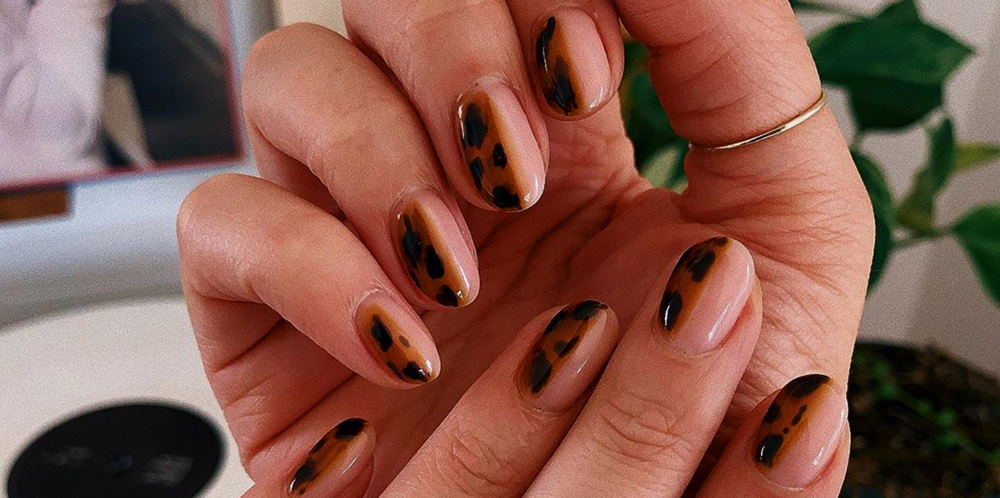 tortoiseshell nail design